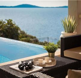 3 Bedroom Villa in Uvala Ljubljeva near Trogir, sleeps 6-7